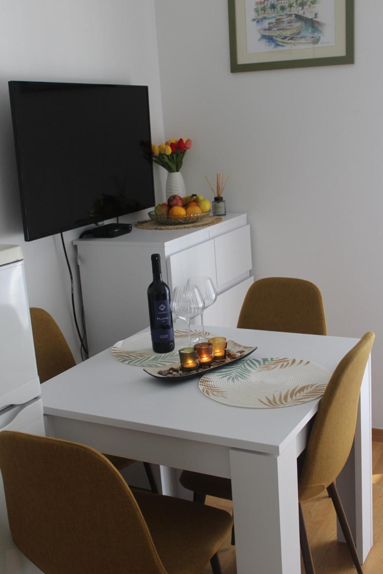 Teuta - Private Parking Apartmán Split