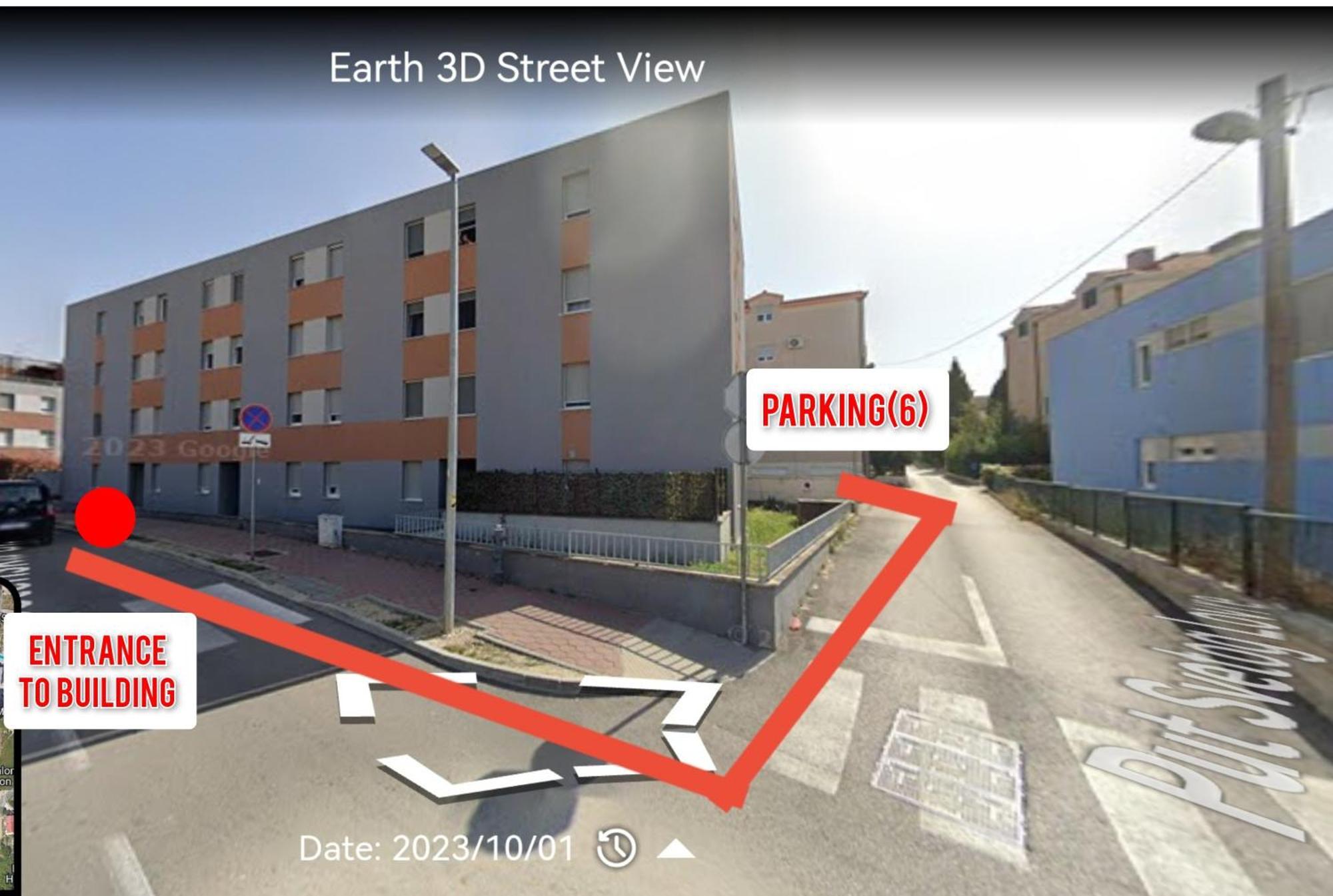 Teuta - Private Parking Split