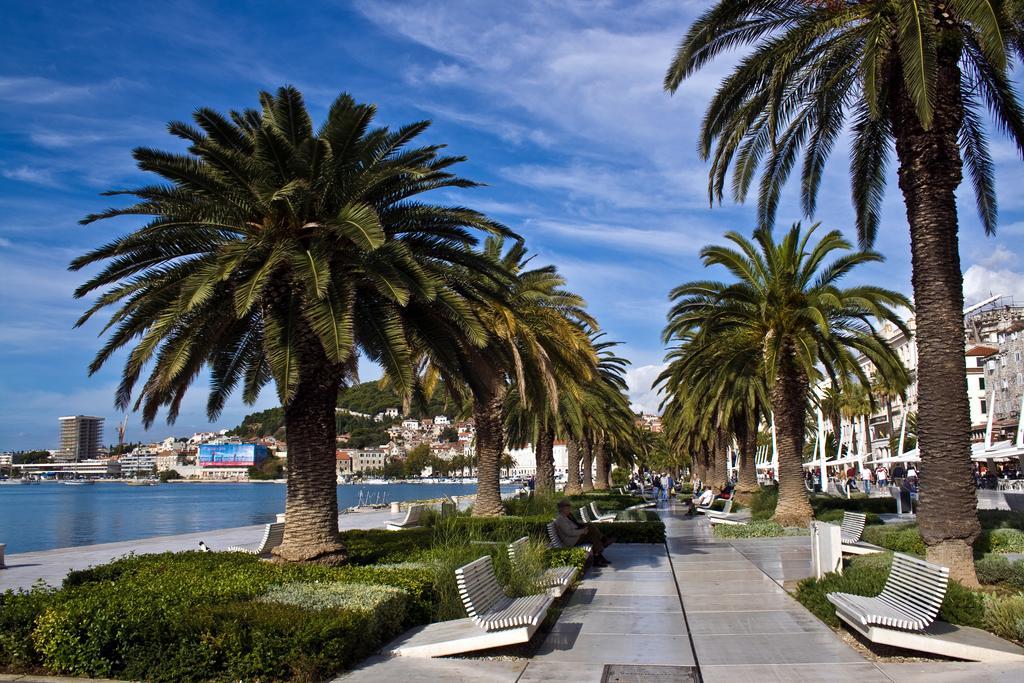 Teuta - Private Parking * Split